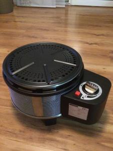 Cobb Grill mit Standard Grillrost