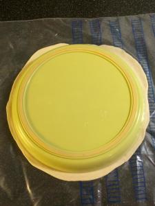selbstgemachte Weizentortilla schneiden