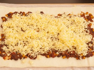 Chili con Carne auf Pizzateig