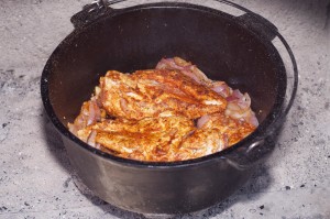 Dutch Oven Pulled Chicken anbraten