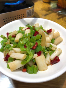 Redmountain BBQ Erkelenz Grillkurs chinesisches Fondue im HotPot Lotus Stengel mit Chili