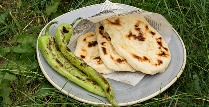 Redmountain BBQ Grillkurse Erkelenz frische Naan Brote aus der Gusspfanne Header
