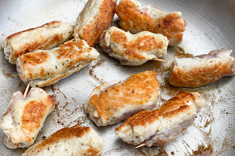 Redmountain BBQ Erkelenz Grillkurs Involtini mit Romanesco Involtini anbraten
