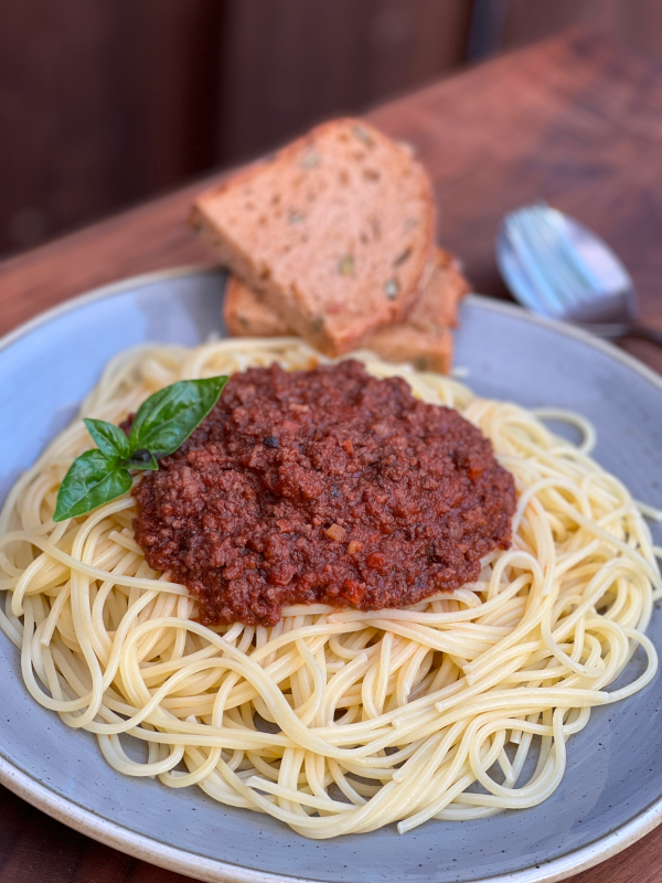 Redmountain BBQ Erkelenz Grillkurse Bolognese Soße selber kochen Carnivor Zinfandel Tellerbild